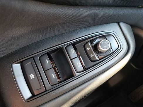Used 2024 Subaru Outback Premium AWD/4WD image 23