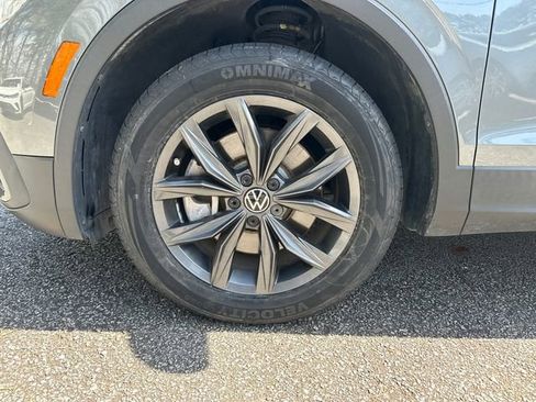 Used 2023 Volkswagen Tiguan SE image 23