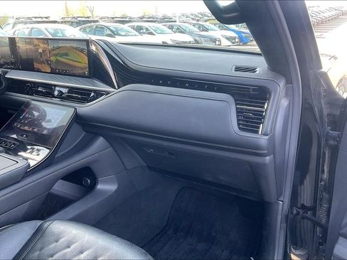Used 2025 INFINITI QX80 Autograph AWD/4WD image 16