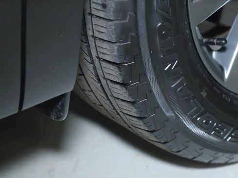 Used 2023 MAZDA CX-9 Touring image 36