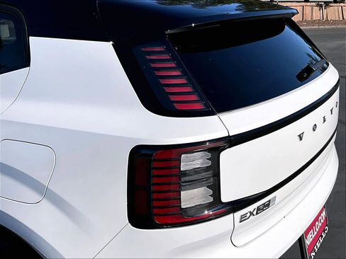 New 2026 Volvo EX30 Plus w/ Climate Package image 25