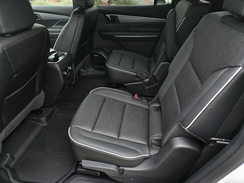 New 2026 Buick Enclave Sport Touring w/ Power Package FWD image 19