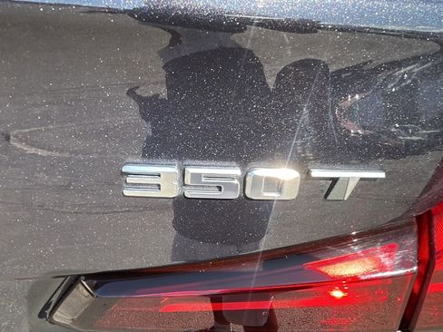 Used 2022 Cadillac XT4 Luxury w/ Cold Weather Package image 34