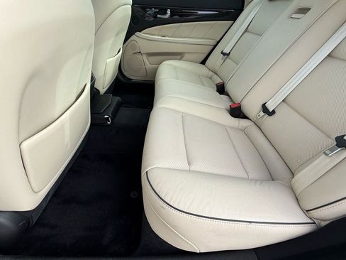 Used 2014 Hyundai Equus Signature image 13