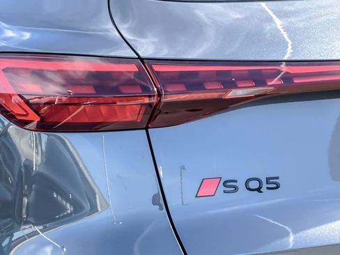 New 2025 Audi SQ5 Premium Plus image 26