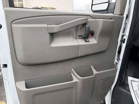 Used 2024 GMC Savana 2500 w/ Driver Convenience Package RWD image 16