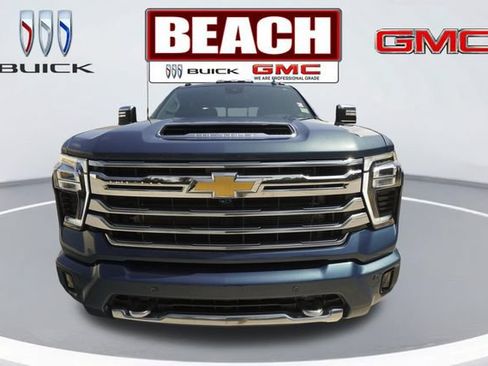 Used 2024 Chevrolet Silverado 3500 High Country AWD/4WD image 8