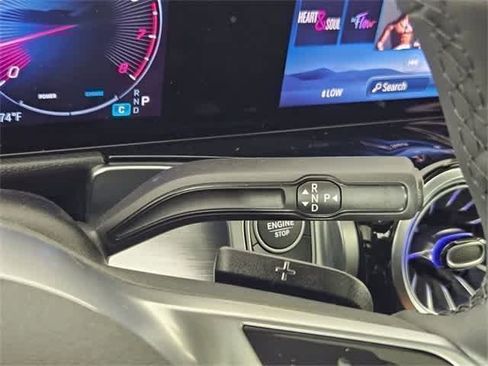 Used 2025 Mercedes-Benz GLB 250 GLB 250 image 28