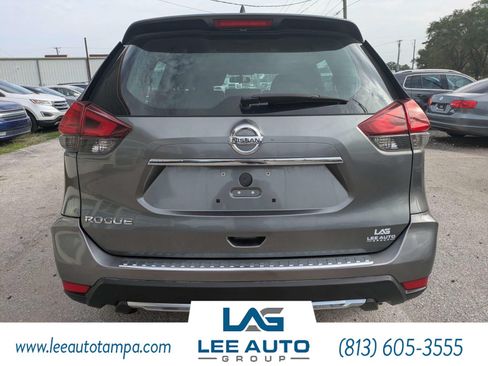 Used 2018 Nissan Rogue S FWD image 4
