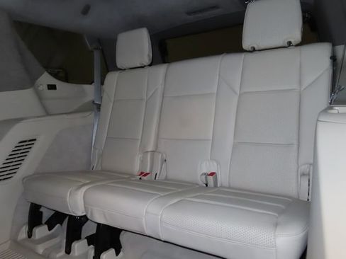 Certified 2023 Cadillac Escalade Premium Luxury Platinum image 20