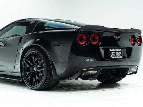 Used 2009 Chevrolet Corvette ZR1 w/ Preferred Equipment Group image 19