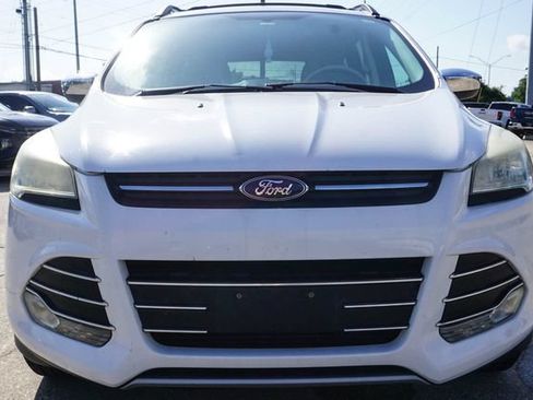 Used 2014 Ford Escape SE w/ SE Chrome Package FWD image 9