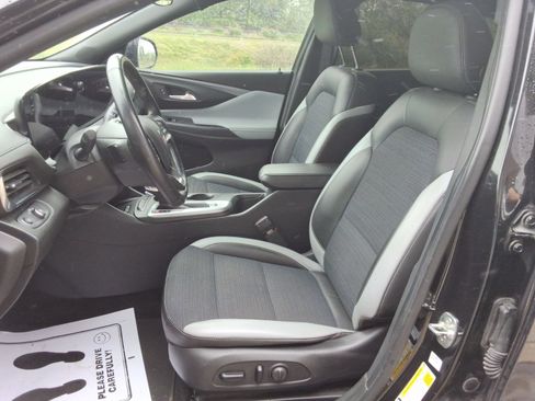 Used 2024 Buick Envista Preferred w/ Convenience I Package FWD image 29