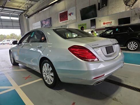 Used 2015 Mercedes-Benz S 550 4MATIC Sedan image 3