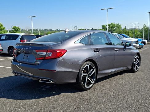 Used 2019 Honda Accord Sport image 6