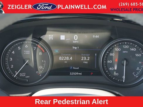 Used 2023 Cadillac XT6 Premium Luxury w/ Technology Package AWD/4WD image 30