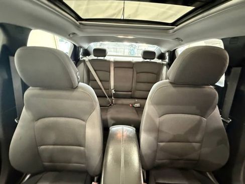 Used 2021 Chevrolet Malibu LT image 28