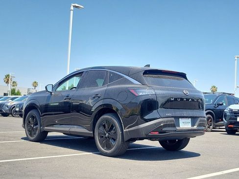 New 2026 Nissan Murano SV AWD/4WD image 2