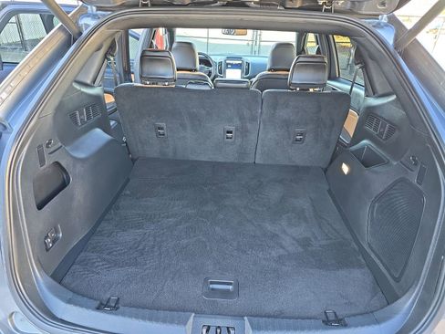 Used 2024 Ford Edge Titanium w/ Titanium Elite Package image 18