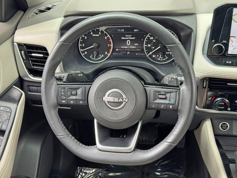 Used 2023 Nissan Rogue SL w/ SL Premium Package FWD image 20