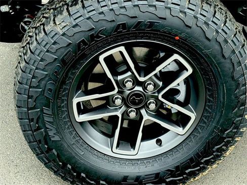 New 2026 Jeep Gladiator Mojave image 18