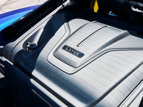 Used 2026 Lotus Emira SE RWD image 19