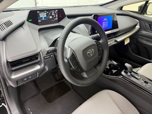 New 2026 Toyota Prius LE image 8