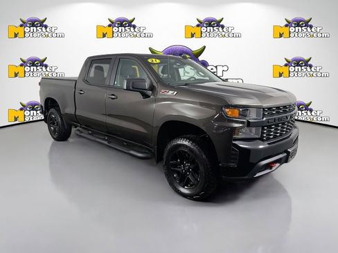 Used 2021 Chevrolet Silverado 1500 Custom Trail Boss AWD/4WD image 3