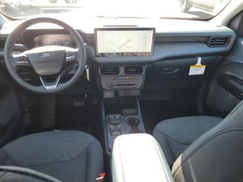 New 2025 Ford Maverick XL w/ Equipment Group 101A image 18