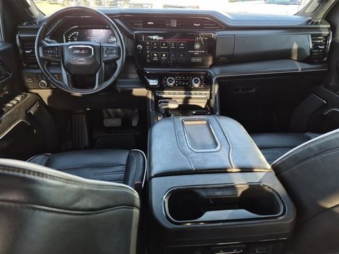 Used 2022 GMC Sierra 1500 AT4X image 17