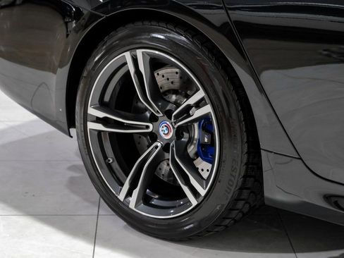 Used 2022 BMW M5 w/ Executive Package image 52