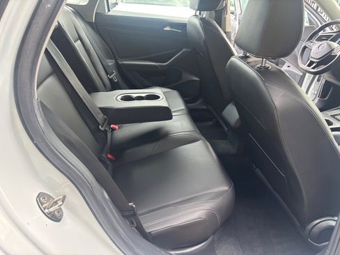 Used 2019 Volkswagen Jetta SE image 11