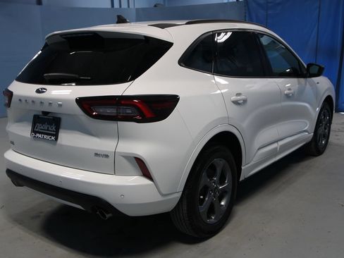 Used 2023 Ford Escape ST-Line w/ Tech Pack #1 AWD/4WD image 28