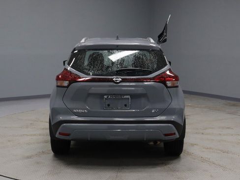 Certified 2023 Nissan Kicks SV image 11