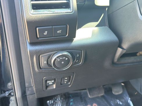 Used 2021 Ford Expedition King Ranch AWD/4WD image 10