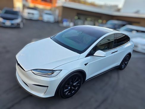 Used 2022 Tesla Model X AWD/4WD image 2