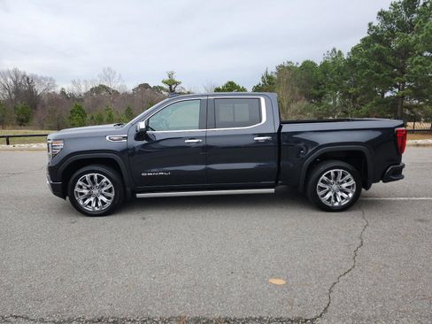 Certified 2025 GMC Sierra 1500 Denali w/ Denali Reserve Package image 2
