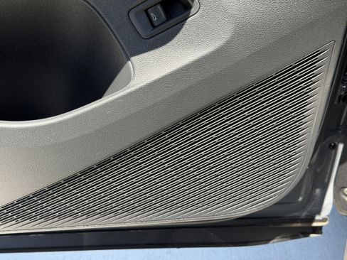 New 2026 Volkswagen Atlas SEL AWD/4WD image 16