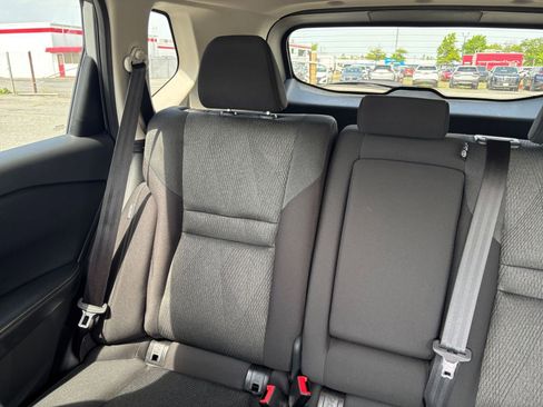 Used 2025 Nissan Rogue SV AWD/4WD image 37