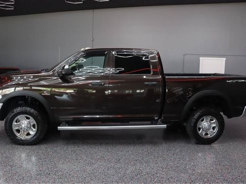 Used 2017 RAM 2500 Tradesman w/ Chrome Appearance Group AWD/4WD image 3