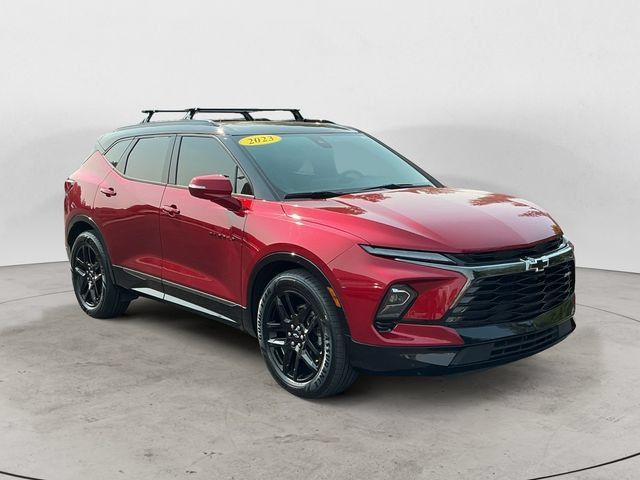 Used 2023 Chevrolet Blazer RS w/ Driver Confidence II Package AWD/4WD image 3