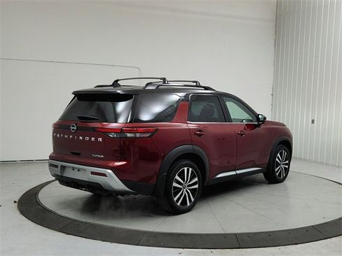 Used 2024 Nissan Pathfinder Platinum w/ Cargo Package image 7