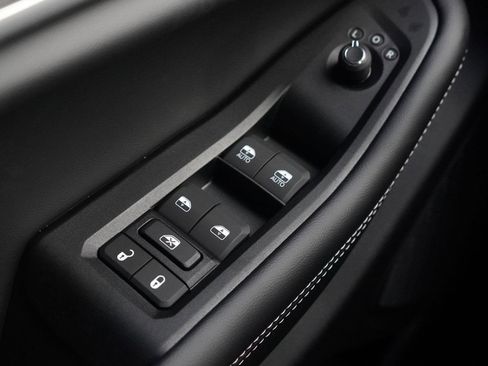 New 2025 Jeep Grand Cherokee Limited w/ Trailer Tow Package image 44