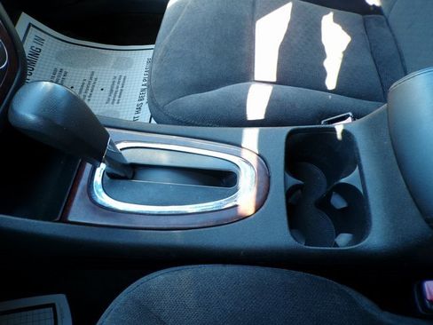 Used 2011 Chevrolet Impala LT image 24
