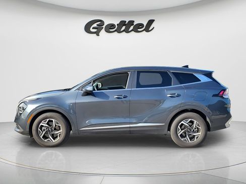 Used 2025 Kia Sportage LX FWD image 7