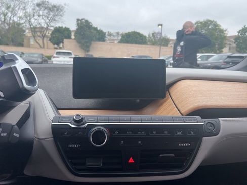 Used 2017 BMW i3 w/ Range Extender image 13