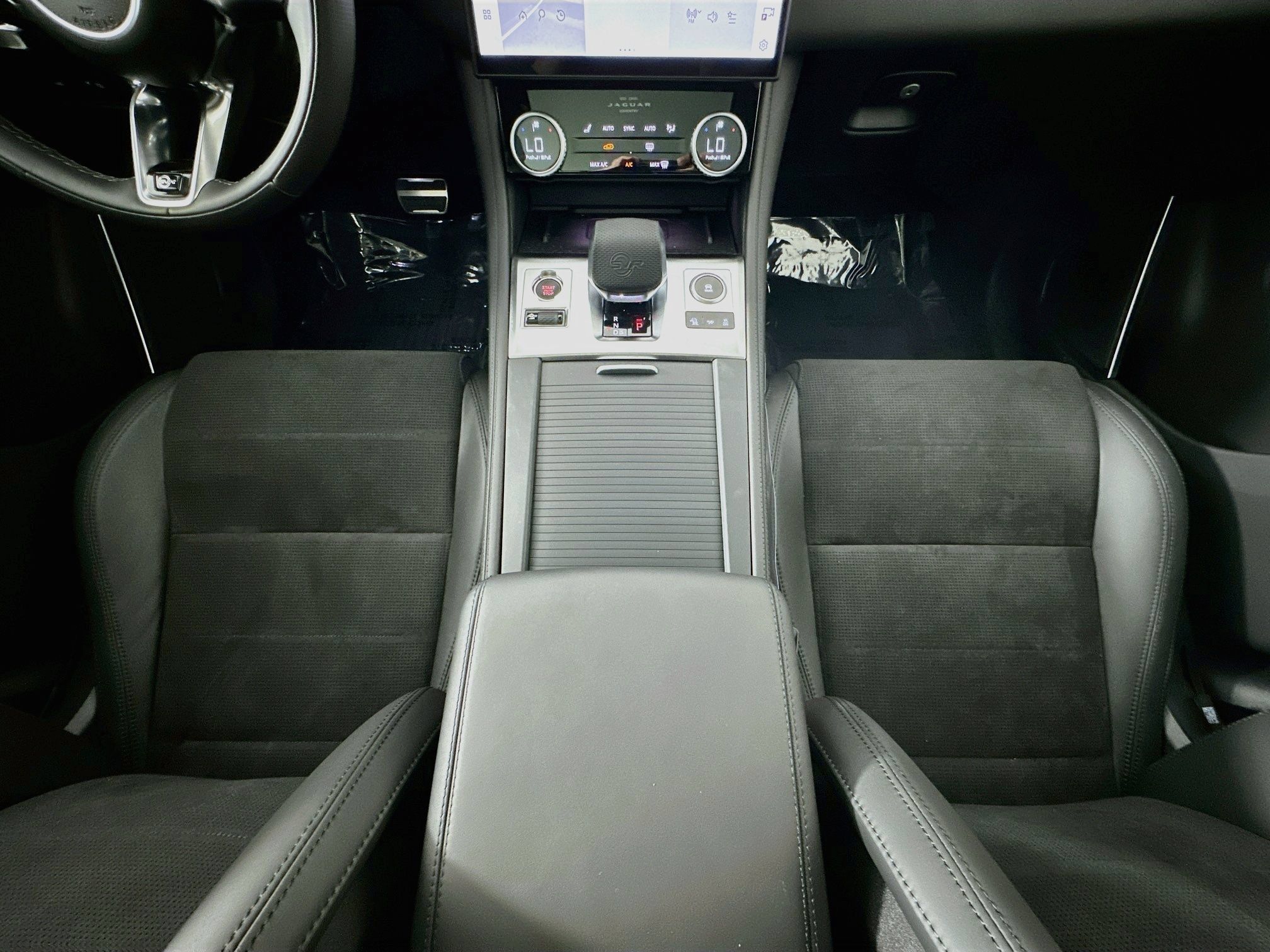 New 2026 Jaguar F-PACE SVR AWD/4WD image 21