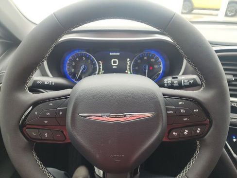 New 2026 Chrysler Pacifica Select image 12