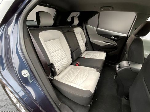 Used 2018 Chevrolet Equinox LT image 28
