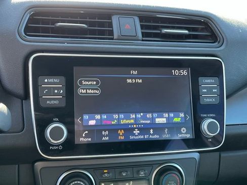 Used 2022 Nissan Leaf S image 20